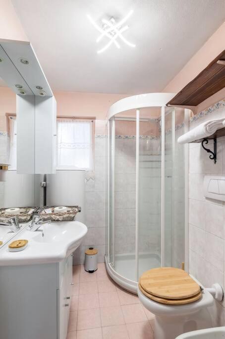 Maska Home Cervinia Бройл-Червиня Екстериор снимка